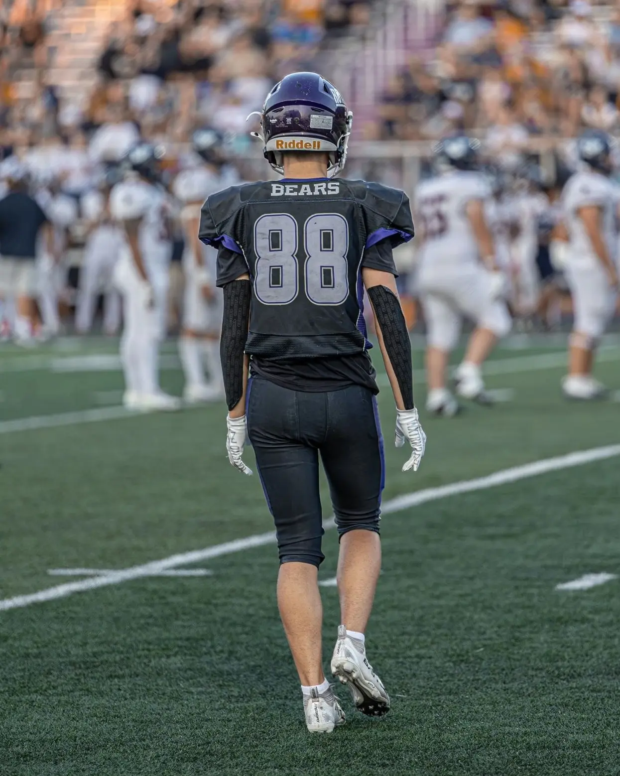 Football photo by Noah Engle